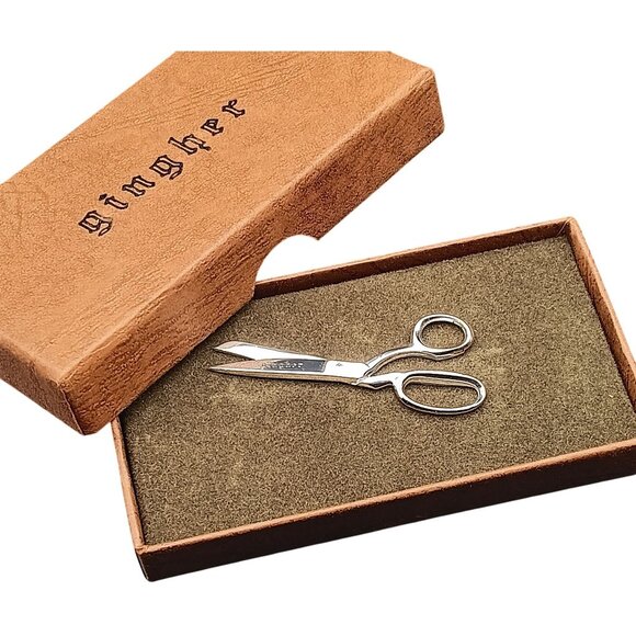 Gingher Vintage 1960s Scissors Tie Tack Pin in Original Box Sterling Silver West - Picture 1 of 4